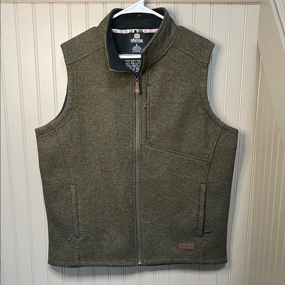 Sherpa Men's Olive Green Vest